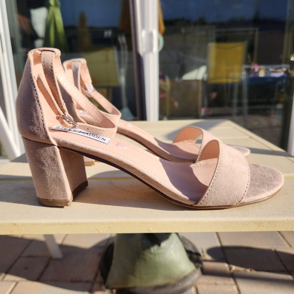 Steve Madden Girls JCarrson Ankle Strap Sandal